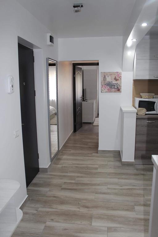 Apartament Anais Călimăneşti Екстериор снимка